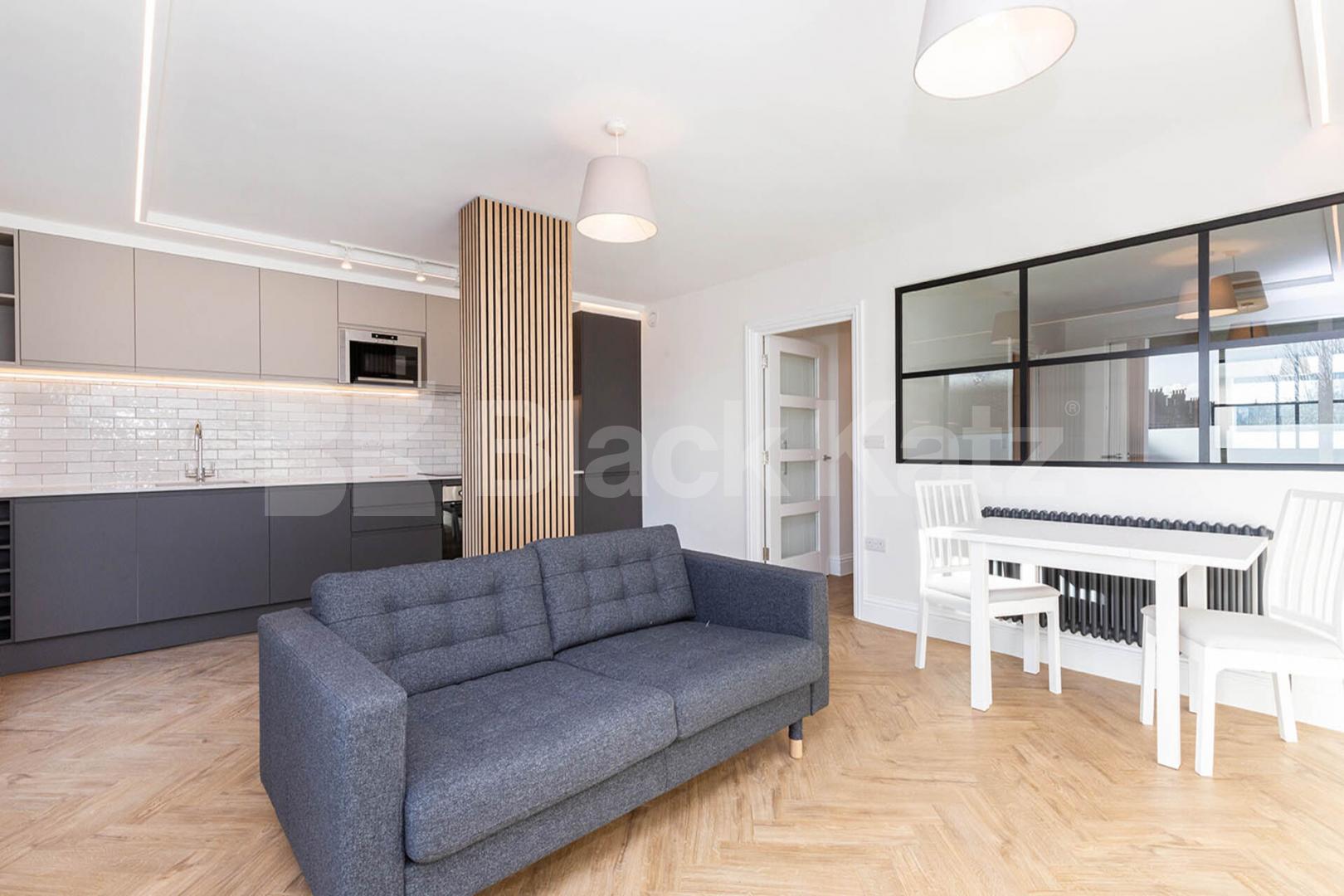 Spacious studio / one bed to rent stone throw away from Finsbury Park Seven Sisters Road, Finsbury Park